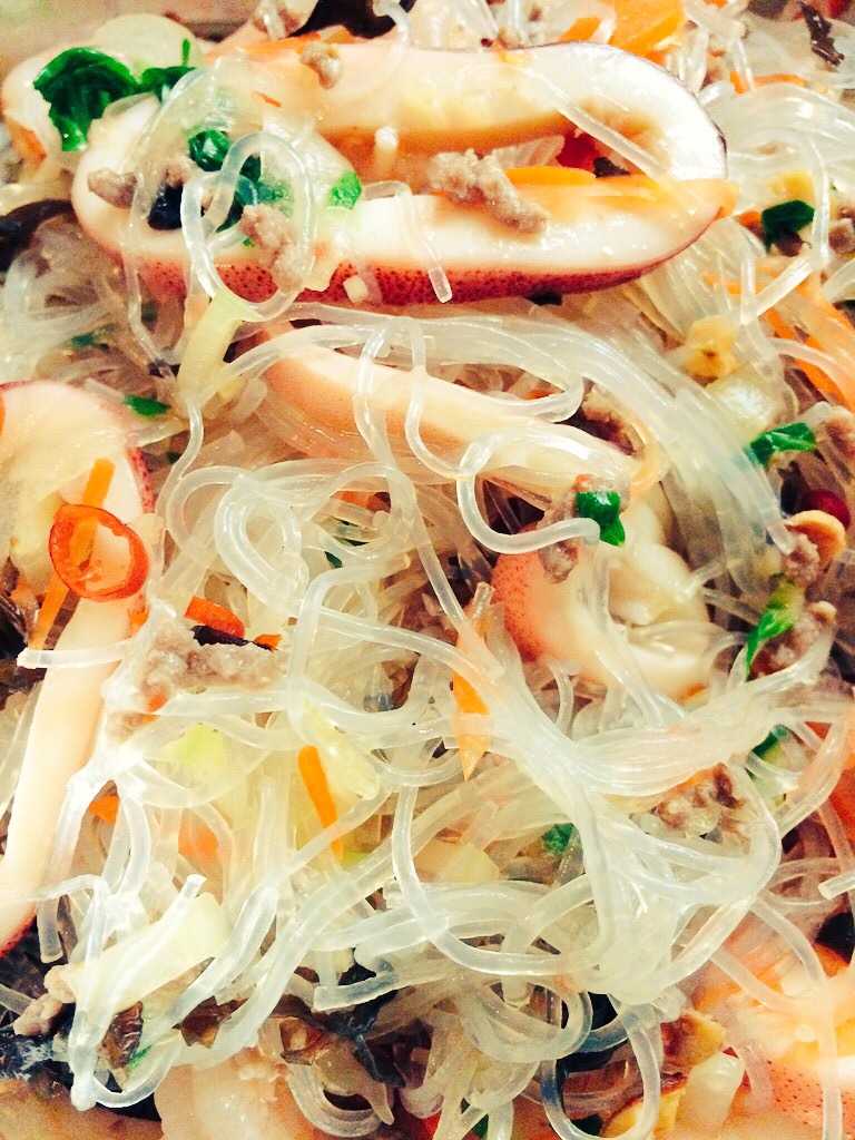 フィリピンのインスタント焼きそば